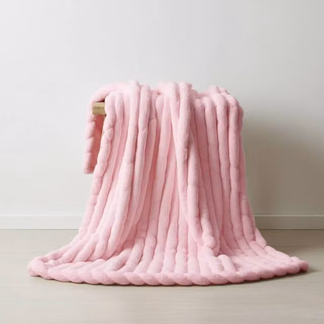 Snug City Pink Ribbed Woven Cord Blanket, W/D/H: 150 x 200 cm