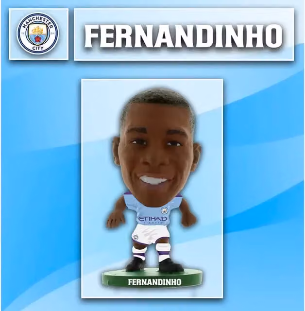 SoccerStarz Man City Fernandinho HomeKit 2020 Version Mini Figure, Blue, Height: 5 cm
