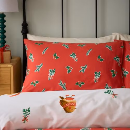 Catherine Lansfield Christmas Robins Reversible Double Duvet Cover and Pillowcase Set, Red, W/D/H: 200 x 200 cm – 2