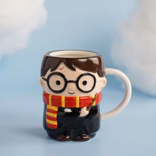 Warner Bros Harry Potter Back to Hogwarts 3D Ceramic Mug in Brown and Multicolour – 2