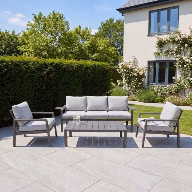 Lesina 4 Seat Outdoor Patio Conversation Set in Grey