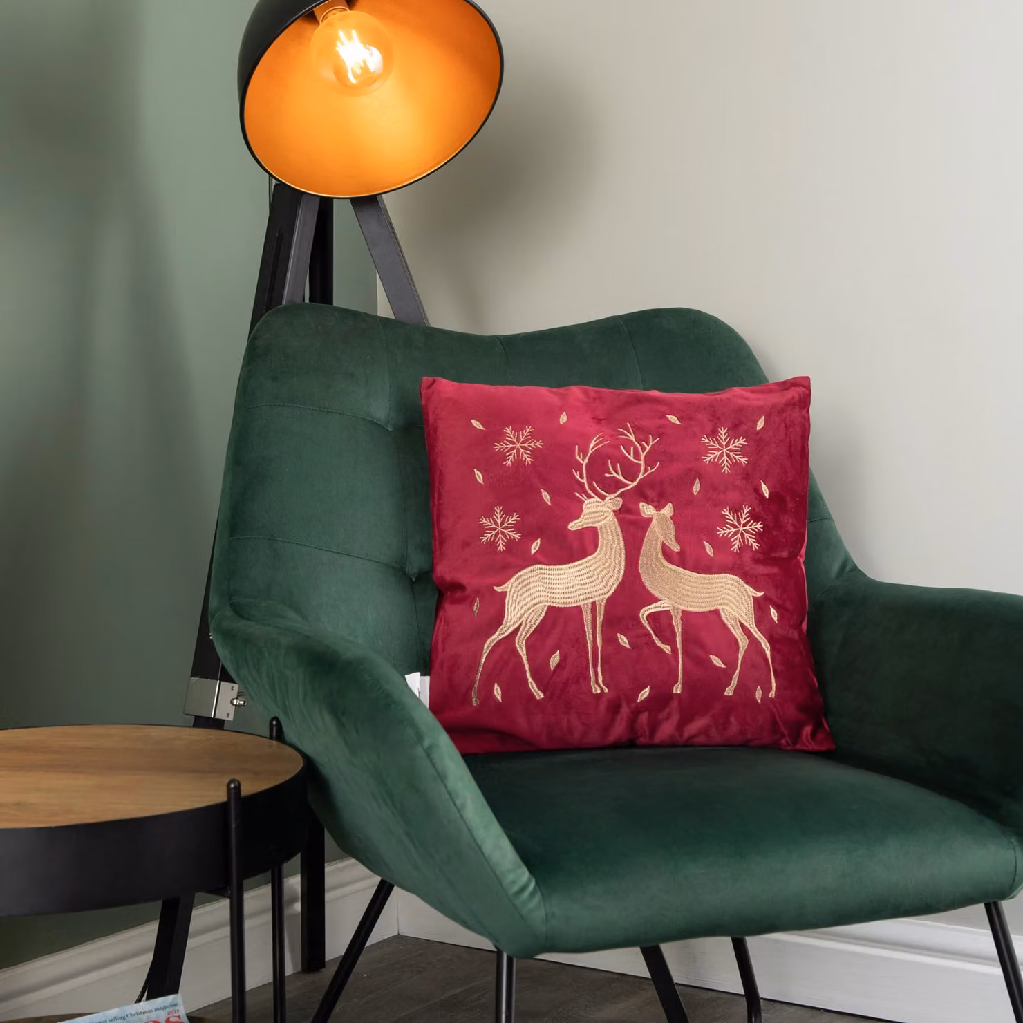 Samuel Alexander Christmas Reindeer Chair Cushion in Ruby Red, W/D/H: 45 x 45 x 45 cm – 4