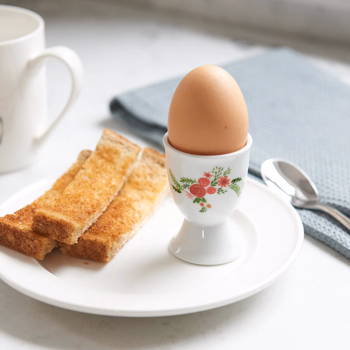 KitchenCraft Set of 6 White Floral Porcelain Egg Cups – 3