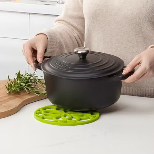 Zeal Silicone Round Geometric Trivet Mat in Green, Diameter: 18 cm – 2