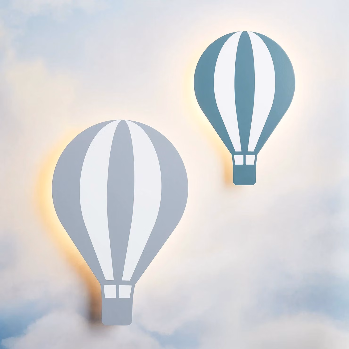 Lights4fun Hot Air Balloon LED Childrens Wall Light Duo in Grey and Green with Remote and Timer – 1