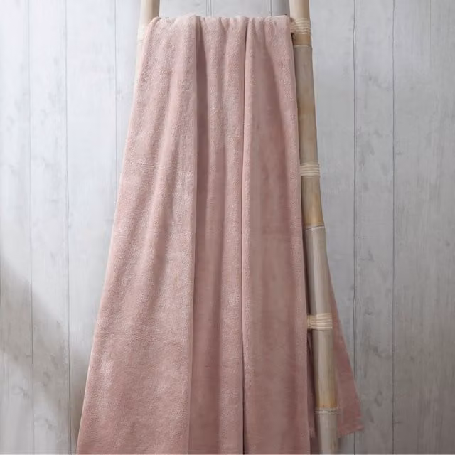 Rapport Home Pink and Silver Plain Polyester Fleece Blanket Throw, 200 cm