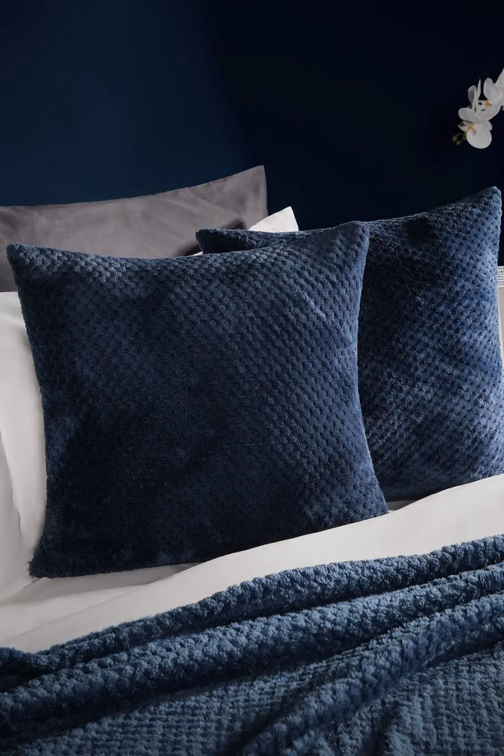 OHS Set of 4 Navy Blue Waffle Fleece Square Cushion Covers, 45 x 45 cm – 4