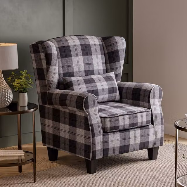 Livingandhome Grey Fabric Tartan Armchair with Integrated Cushion and Armrests