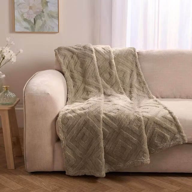 OHS Geometric Tufted Teddy Fleece Throw in Green and Beige