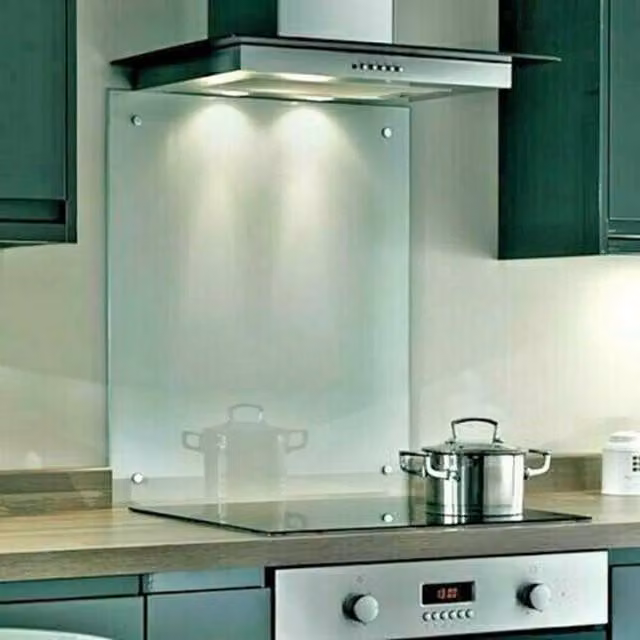 BELOFAY Clear Glass Kitchen Splashback, W: 70 cm, H: 90 cm