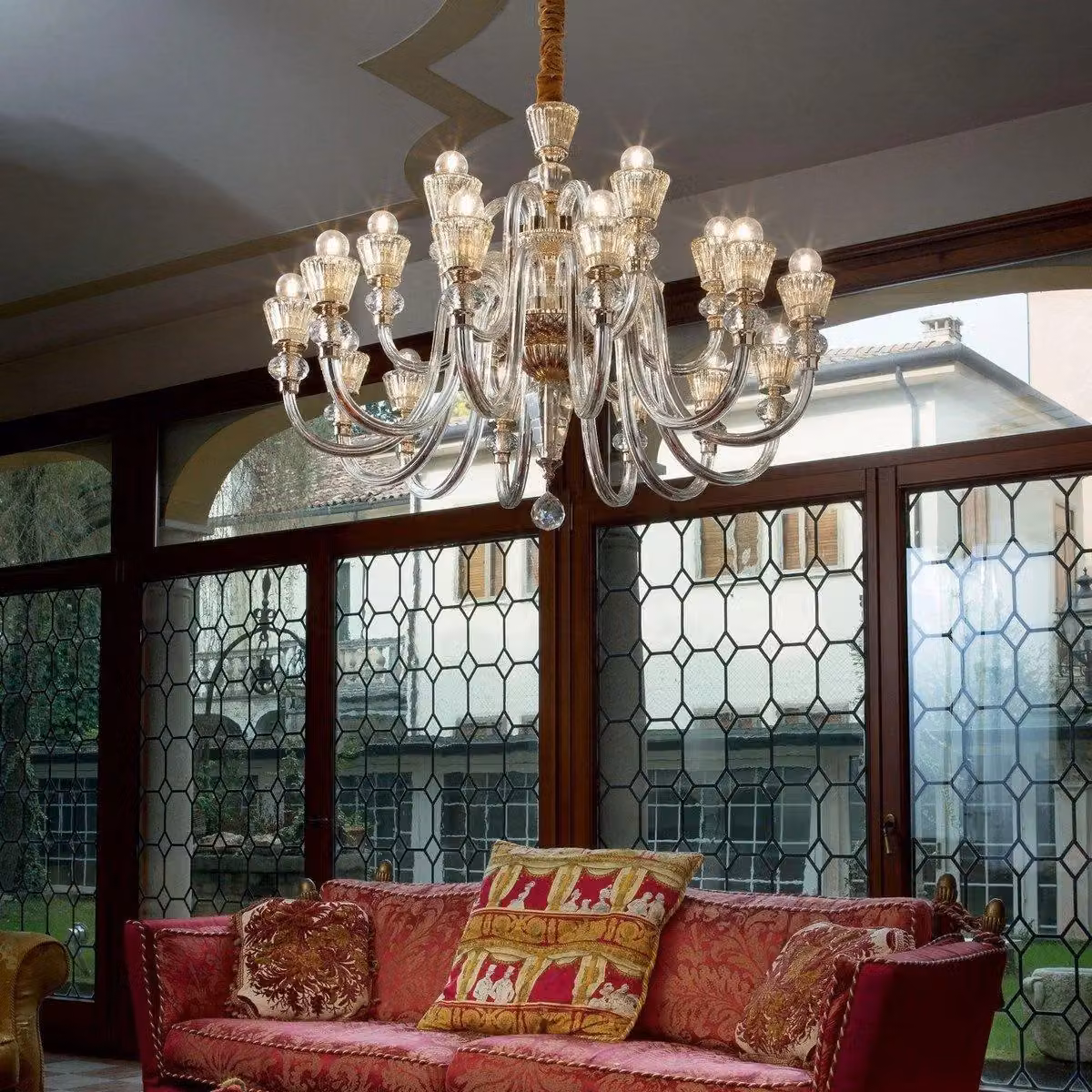 Netlighting Strauss 18 Suspended Chandelier in Gold and Brass with Crystal and Glass Details, E14 – 2