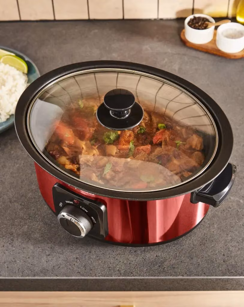 Morphy Richards Accents 3.5L Sear & Stew Slow Cooker, Red – 11