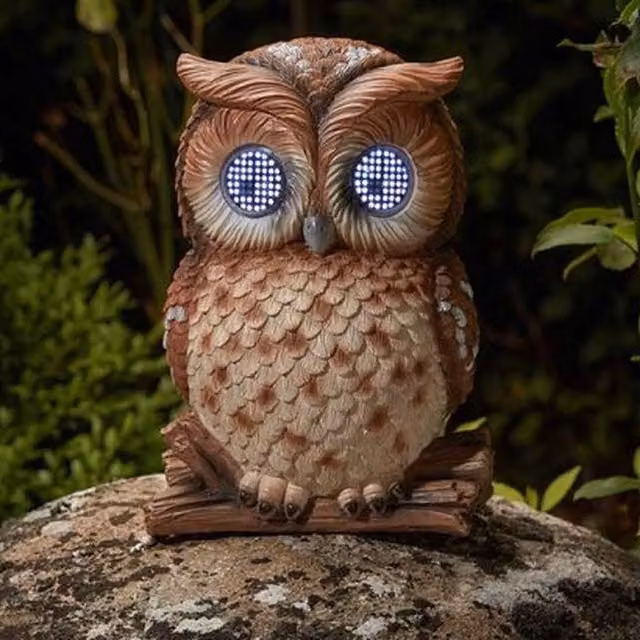 Garden Mile Solar Owl Garden Ornament in Brown