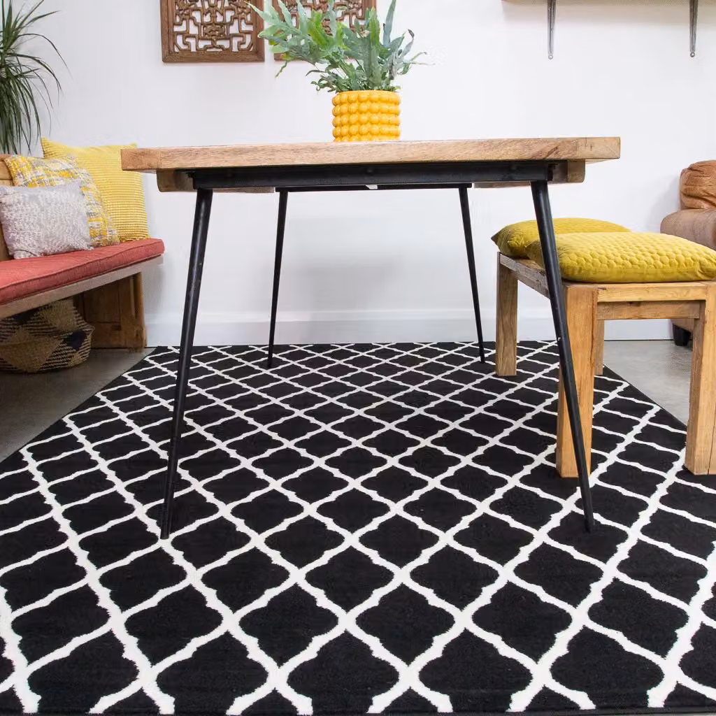 Kukoon Classic Trellis Geometric Living Area Rug in Black and White, W: 80 cm, L: 150 cm – 3
