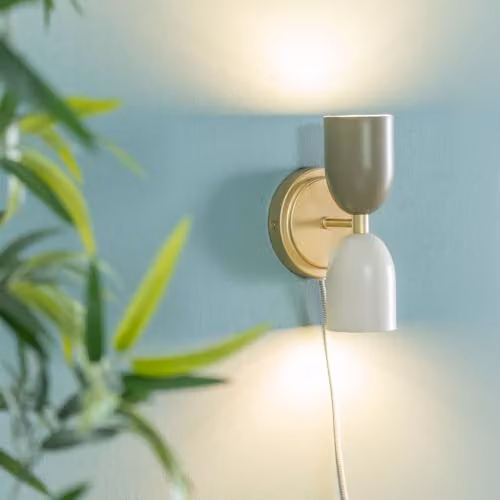 ValueLights Pair of 2 Gold Up and Down Plug-in Wall Lights with Beige Cylinder Shades – 3