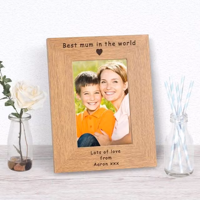 Uniqueful Personalised Best Mum in the World Wood Photo Frame, Brown, W/H: 15 x 10 cm