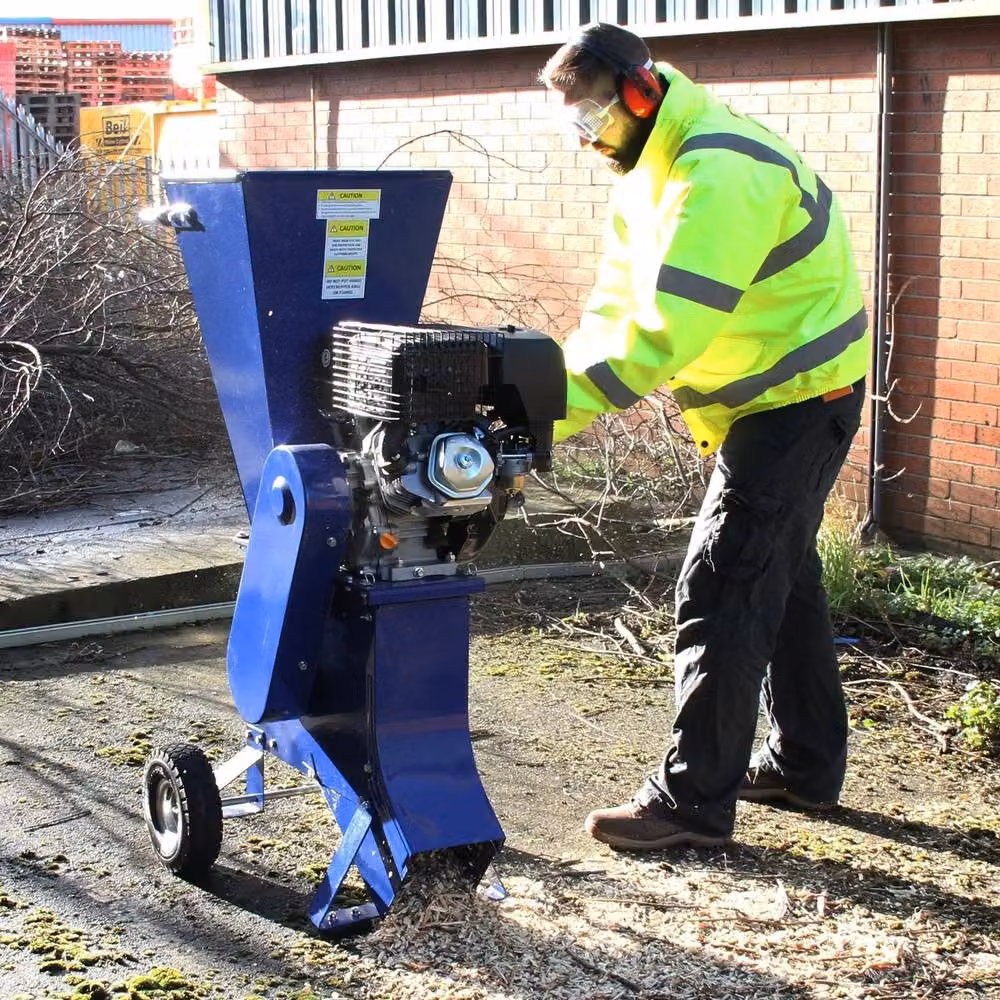 T Mech 7T 520mm Log Splitter and 15HP Gas Wood Chipper in Blue – 4