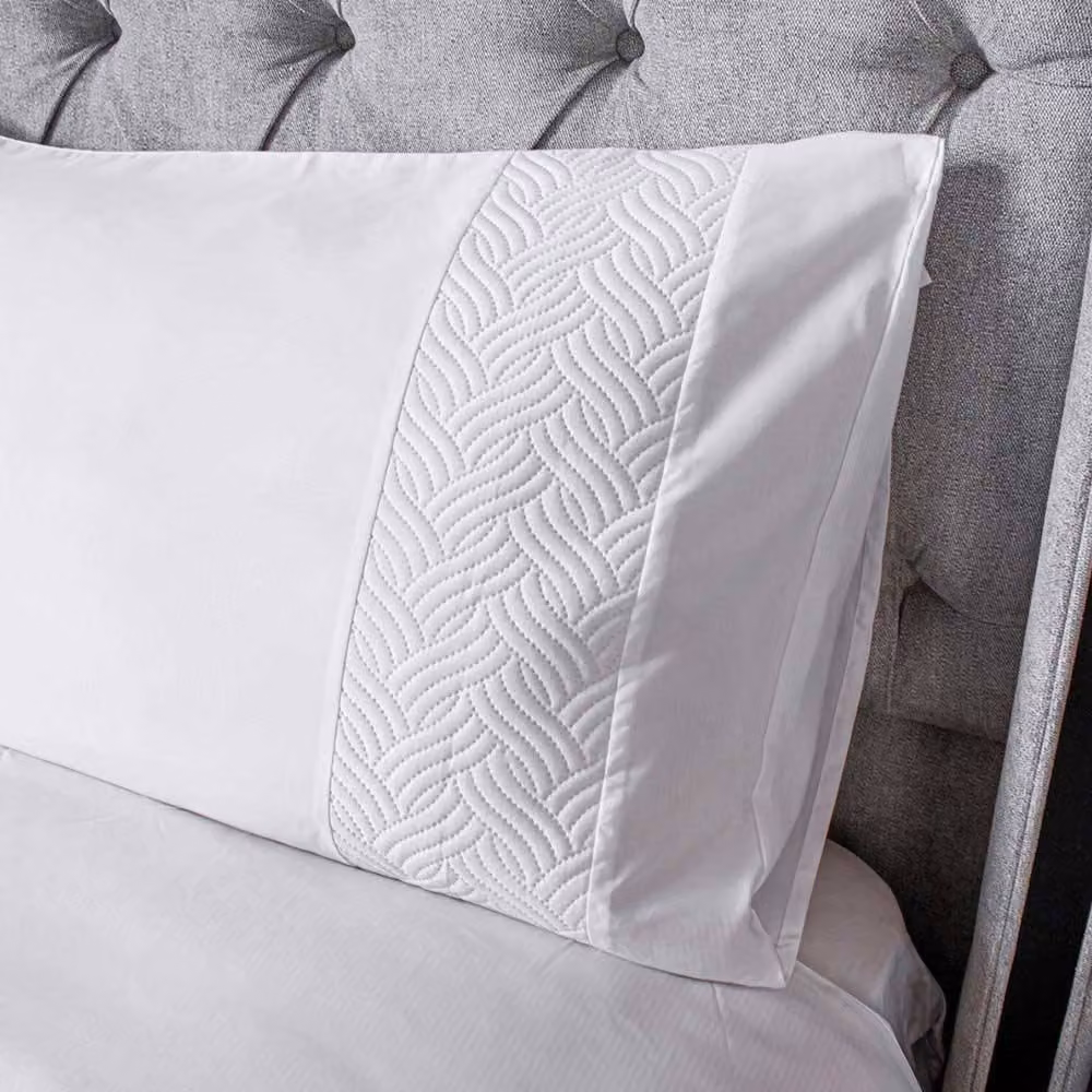 Voltico Pinsonic Quilted Microfibre Duvet Cover and Pillowcase Set in Green and White, Single – 1
