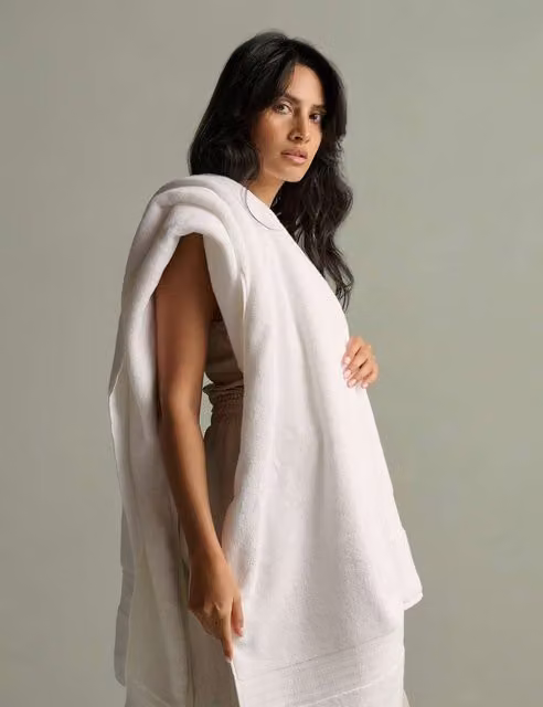 Bedfolk Fluffy Pure Cotton Bath Towel in White