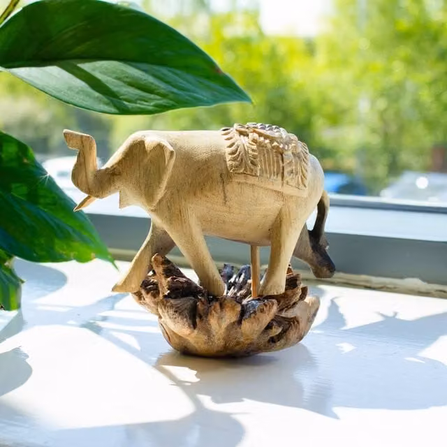 Serenityy Handmade Wooden Elephant Ornament in Natural Brown – 1