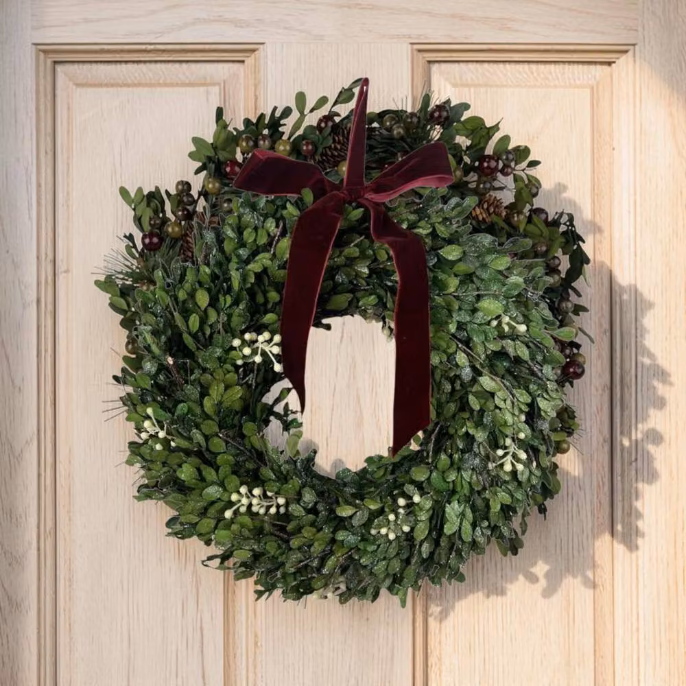 Four Candle Green Mistletoe Wreath with Bow, Diameter: 35 cm – 2