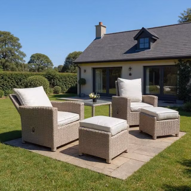 Shatchi Sorrento Luxury White Rattan Reclining Chair