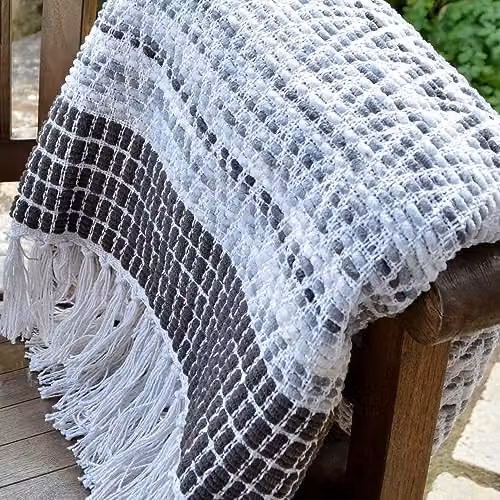 Allure Home Fashions Grey Herringbone Chevron Throw Blanket with Tasseled Fringes, W x D: 150 x 200 cm – 4