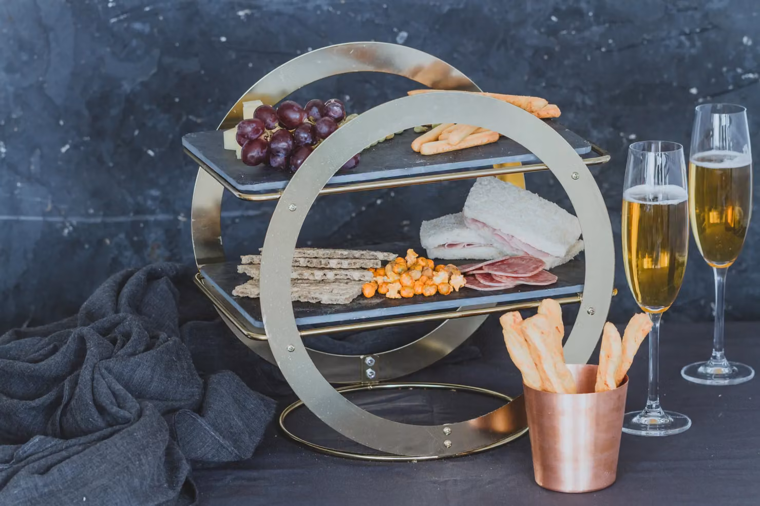 Artesa Black Slate and Brass 2-Tier Round Geometric Serving Stand – 3
