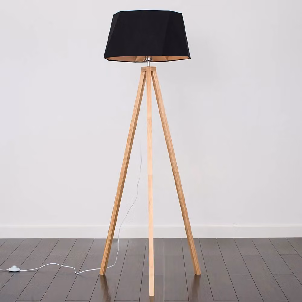 ValueLights Barbro Tripod Floor Lamp in Light Wood with Black and Copper Shade, Height: 130 cm – 2