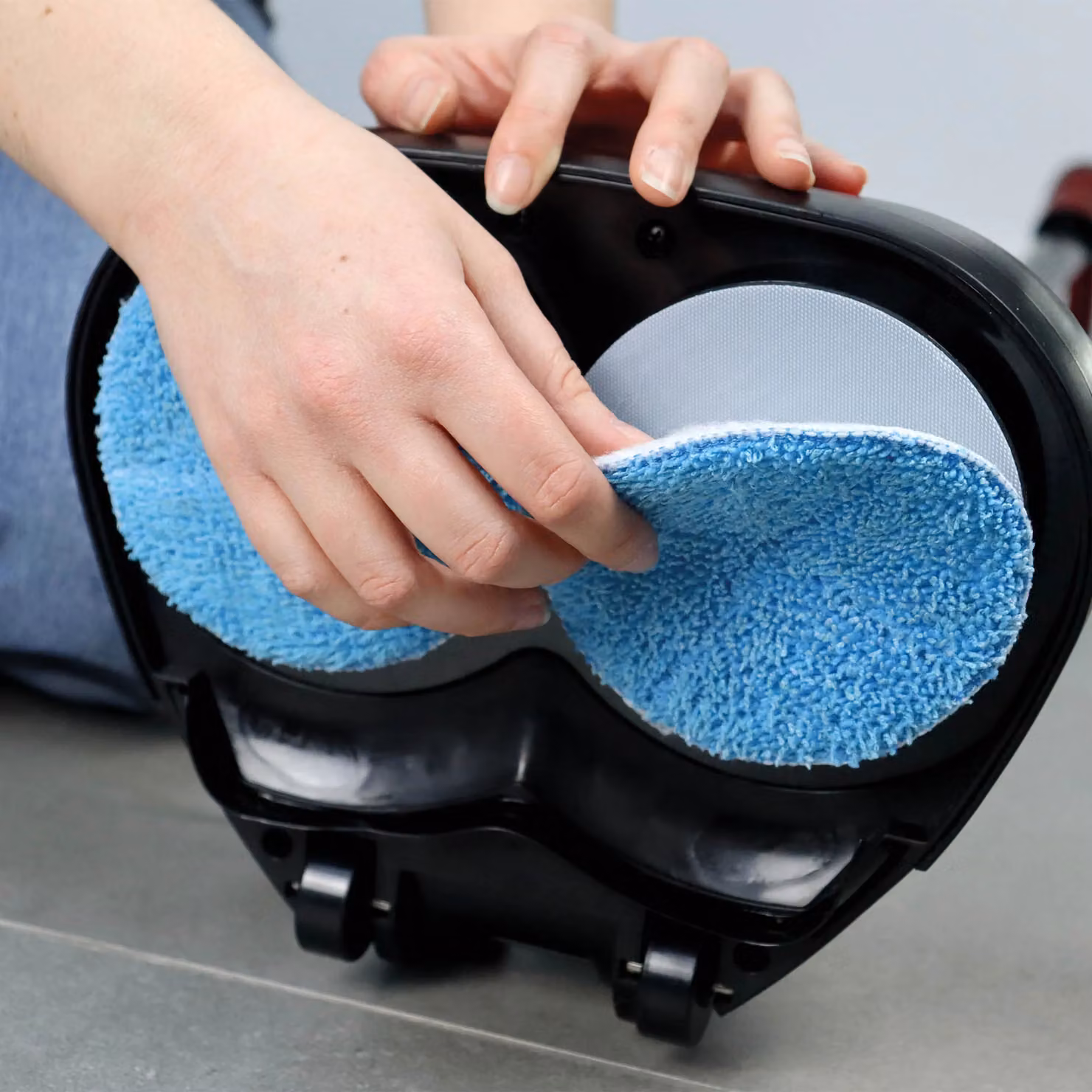 Ewbank Multi-Use Floor Cleaner and Polisher in Red – 10