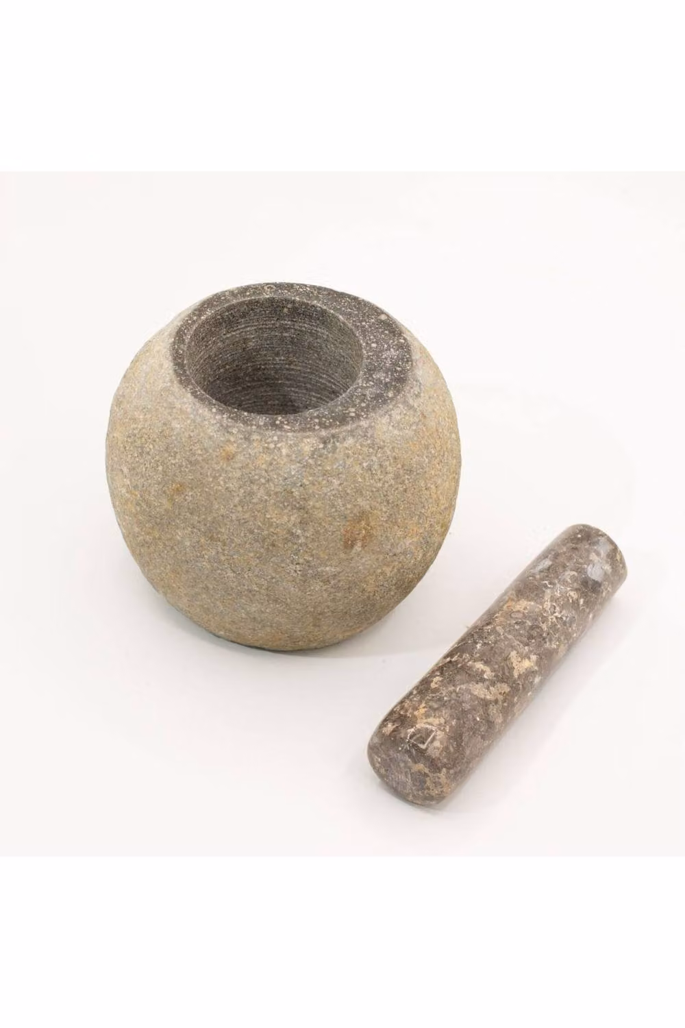 KDMD Large Natural River Stone Mortar and Pestle in Grey, W/D/H: 15 x 12 x 15 cm – 2