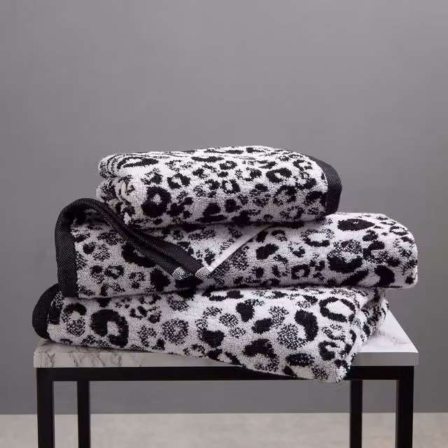 Fusion Black Animal Print Cotton Terry Towel – 1