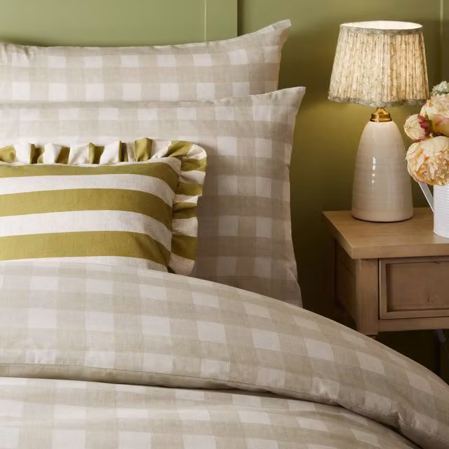 Make It A Home Yellow and Beige Gingham Check Polycotton Duvet Cover, 140 x 200 cm