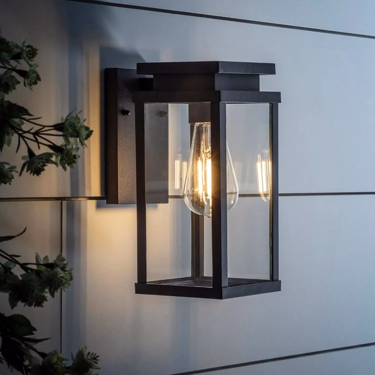 Lights4fun Ebony Lantern Wall Light in Black