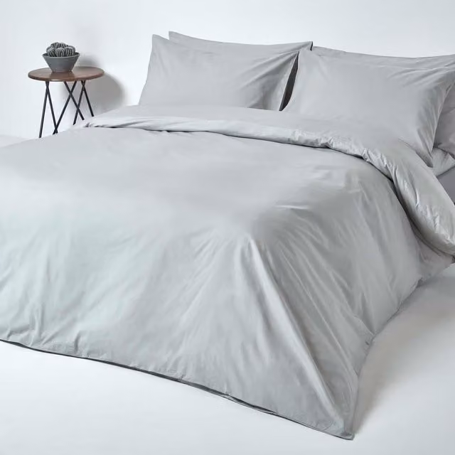 Homescapes Silver Plain Cotton Percale Duvet Cover and Pillowcase Set, W: 140 cm, H: 200 cm