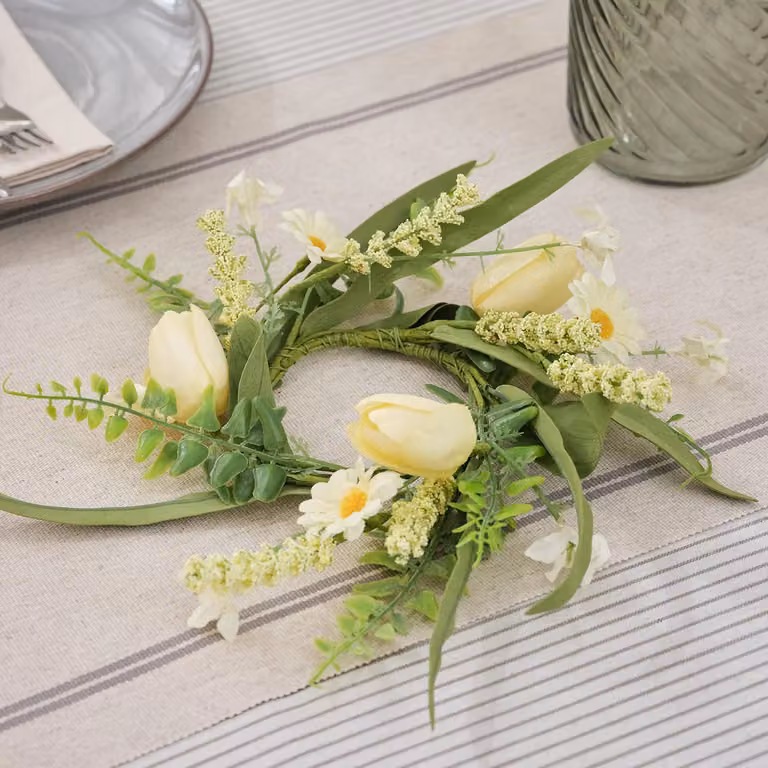 Lights4fun Spring Floral Candle Ring Centrepiece, Multicolour Artificial Wreath for Easter Table Décor