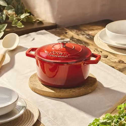 Cooks Professional Enamelled Cast Iron 20cm Casserole Dish with Lid and Handles, 2.8 l, Red – 2
