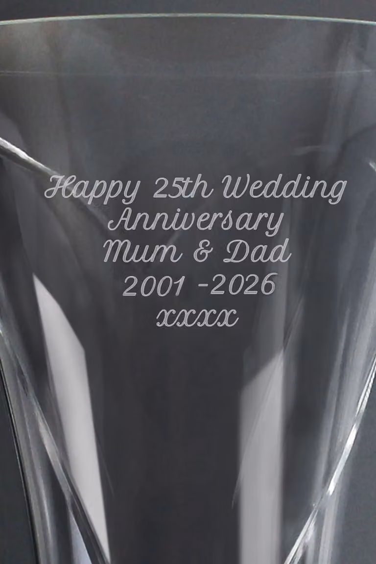 Personalised Memento Company Large Hand Cut Diamond Effect Heart Vase in Clear Glass
