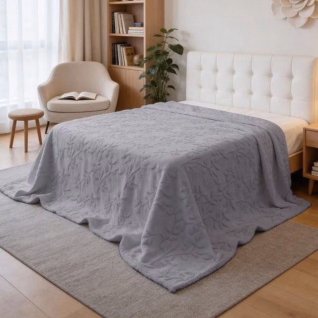 Lifeideas Grey Floral Leaf-Pattern Polyester Throw Blanket, W: 200 cm, D: 150 cm
