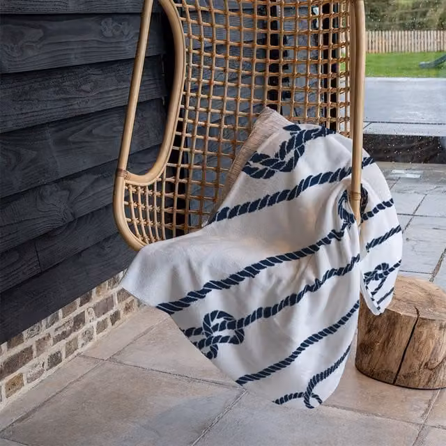 Benjamin Tate Design Fleece Rope Blanket in Blue, Beige or White, W/D/H: 120 x 150 cm