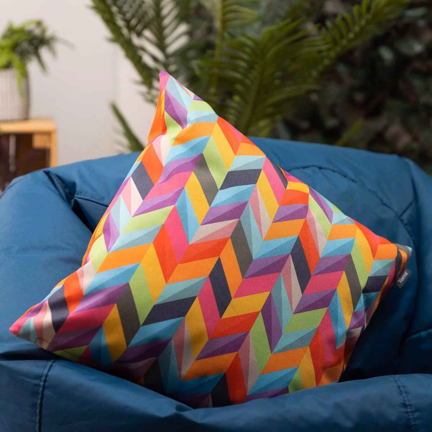 icon Circular Geo Cushion, Aqua and Orange, W/D/H: 43 x 43 x 43 cm – 2