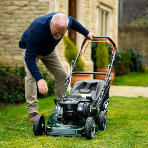 Webb 53cm Self Propelled Petrol Lawnmower with Alloy Deck and 70L Collection Bag in Green – 9