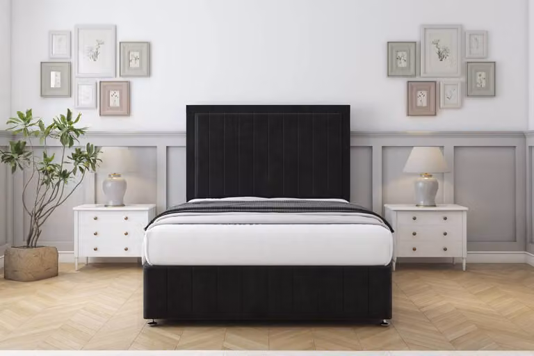 Sloomy Pemberton Plush Divan Set in Black with 26 inch Headboard and Footboard, Double Size W/D/H: 140 x 200 cm
