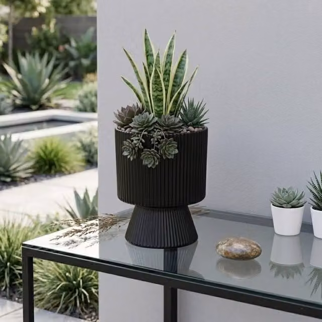 Garden Greatness Hortus Oslo Urban Ribbed Planter Pot, Black and Multicolour