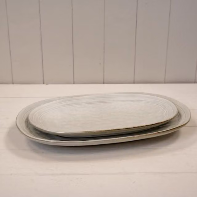 KDMD Satchville Stoneware Serving Platter in Beige and White