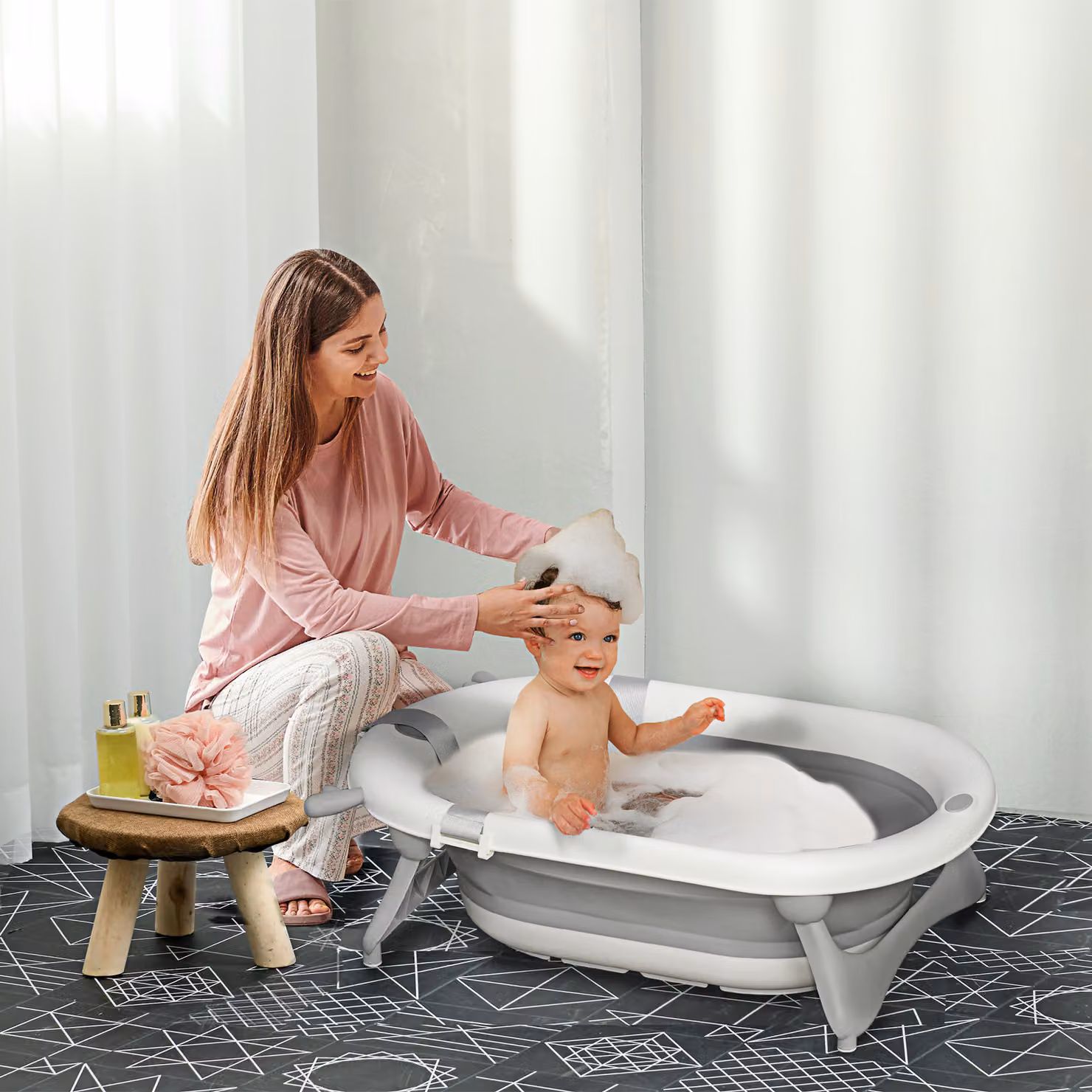 HOMCOM Foldable Portable Baby Bathtub with Temperature Indicator and Non-Slip Base for Ages 0-3 Years, W/D/H: 60 x 36 x 23.5 cm – 2