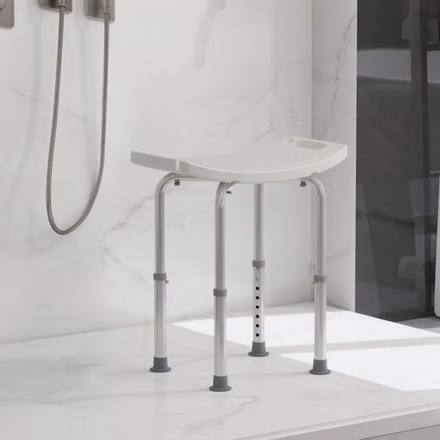HOMCOM Aluminium Shower Stool with Adjustable Height and Non-Slip Legs in White and Cream – 1