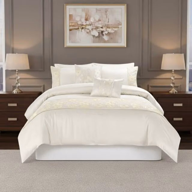 Snug City Luxury Embroidered Floral Duvet Cover and Pillowcase Set in Beige, Single (90 x 200 cm) – 1