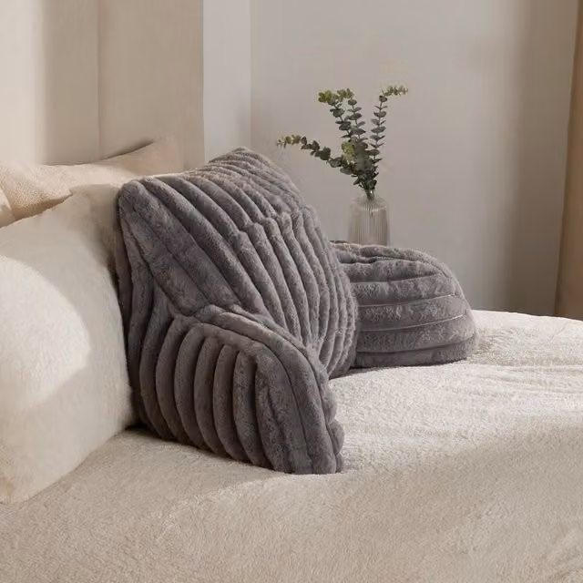 OHS Faux Fur Ribbed Heatable Wedge Cuddle Cushion in Grey