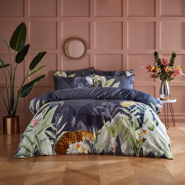 Artemis Botanical Reversible Floral Duvet Cover Set in Blue and Grey, 140 x 200 cm